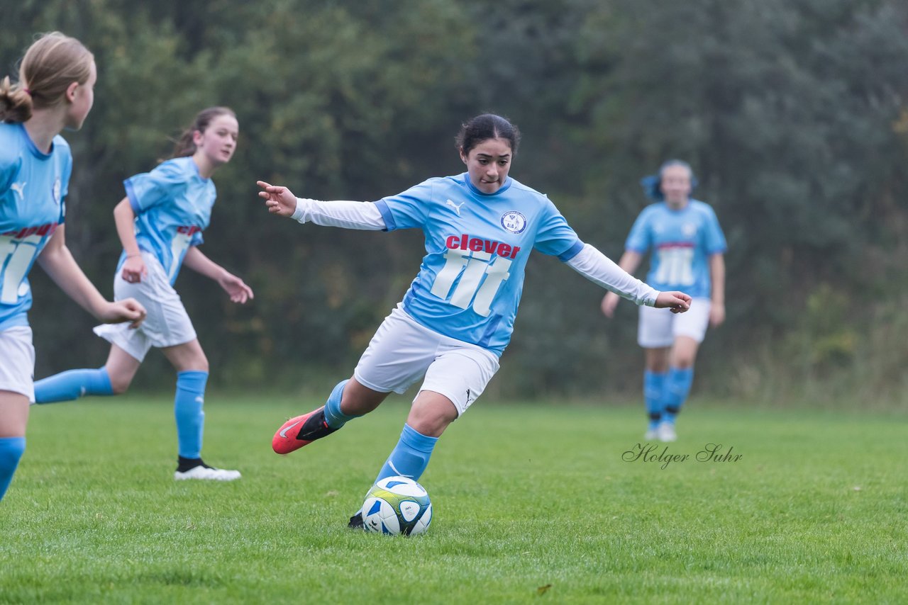 Bild 72 - wBJ TuS Tensfeld - SV Fortuna St. Juergen